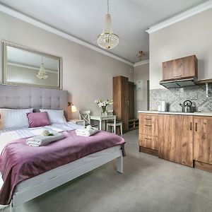 Apartamenty Wrona | Wrona Apartments